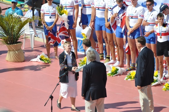 Presenting Team Points Award to Great Britain